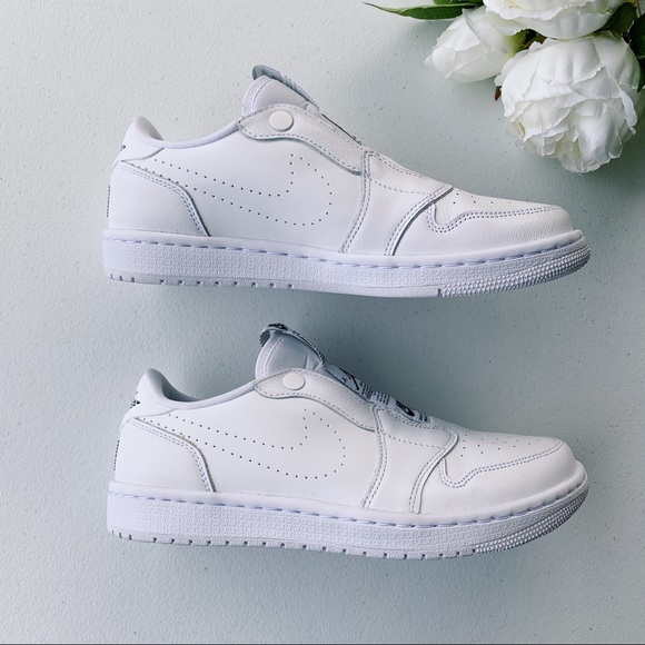 Nike Jordan 1 Retro Low Slip NWT - Picture 5 of 10